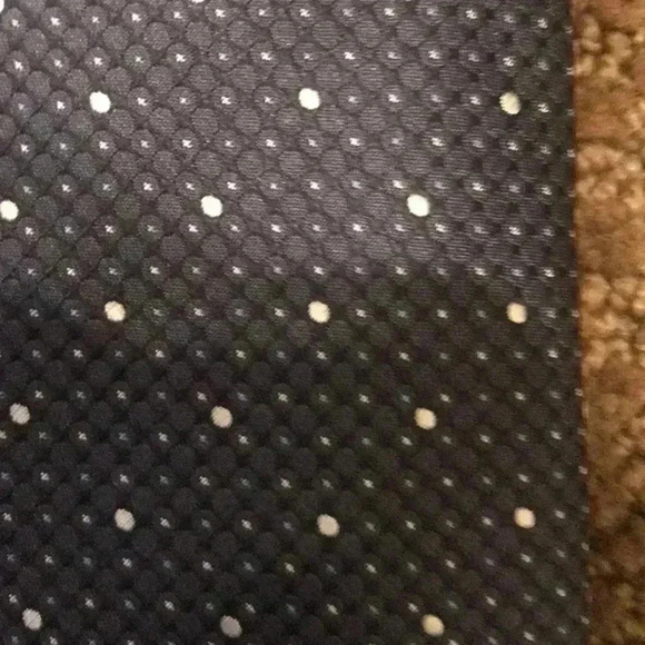 Kenneth Cole neck tie NWT - Picture 2 of 3